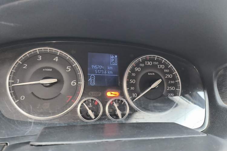 Used Renault Latitude 2013 Facelift 2.0L CVT Luxury Edition Instrument Cluster