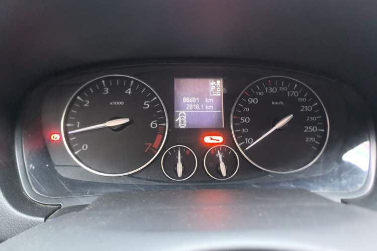 Used Renault Latitude 2013 Revised Version 2.0L CVT Comfort Edition Instrument Cluster