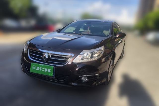 Ojetý Renault Latitude 2013 Facelift 2.0L CVT Luxury Edition