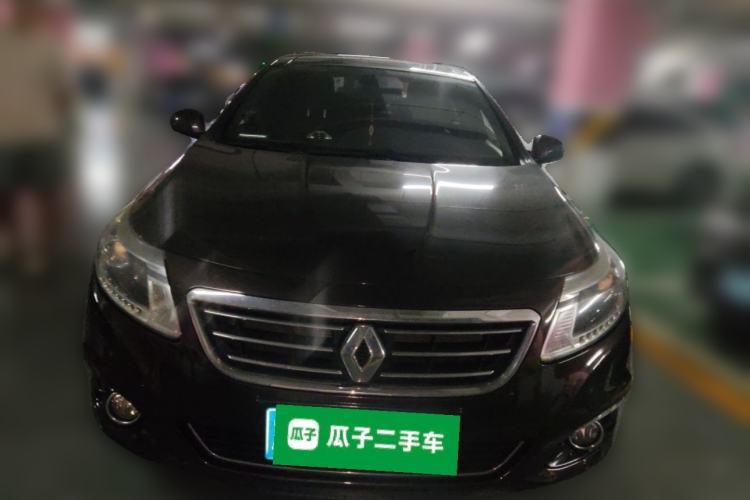 Used Renault Latitude 2013 Facelift 2.0L CVT Luxury Edition Front