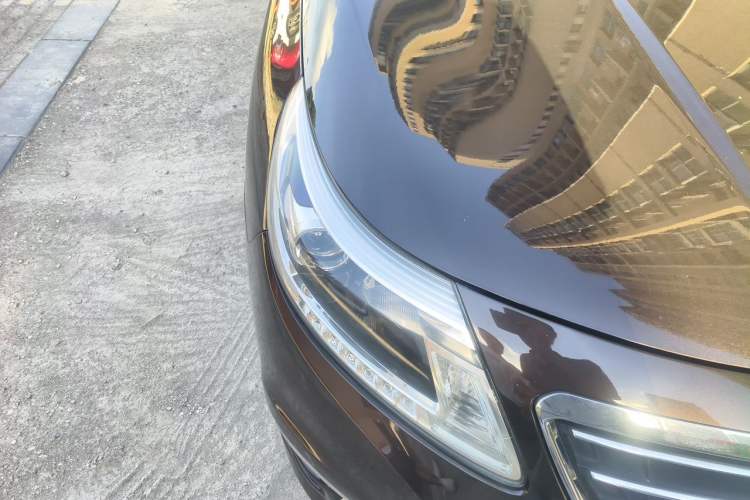Used Renault Latitude 2013 Facelift 2.0L CVT Luxury Edition Right Front Headlight