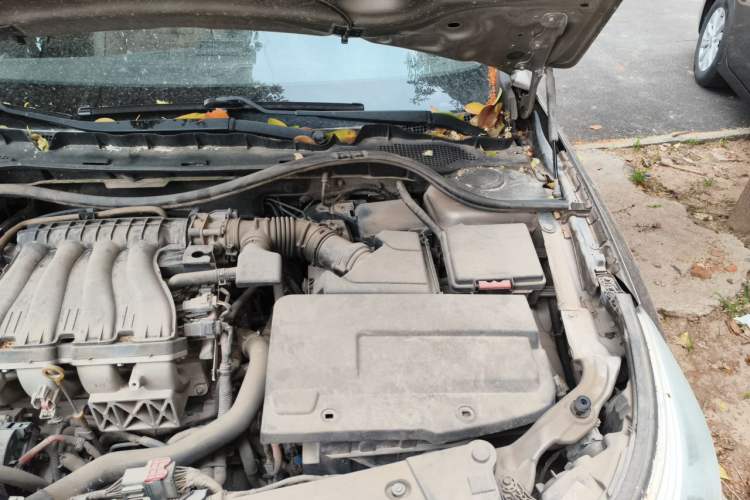 Used Renault Latitude 2013 Revised Version 2.0L CVT Comfort Edition Engine Bay Left