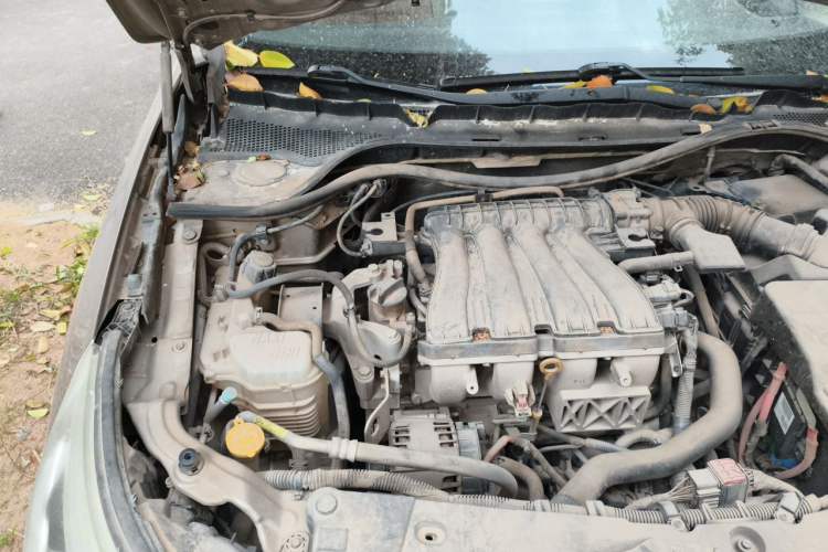 Used Renault Latitude 2013 Revised Version 2.0L CVT Comfort Edition Engine Bay Right