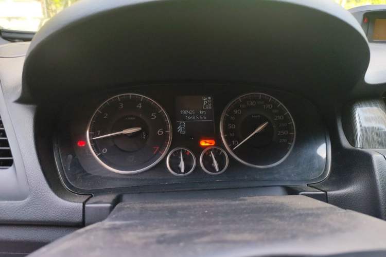 Used Renault Latitude 2013 Facelift 2.0L CVT Luxury Edition Instrument Cluster