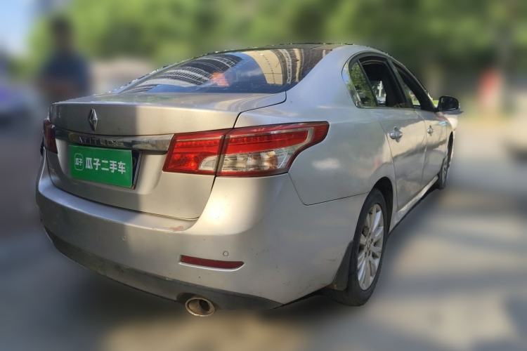 Used Renault Latitude 2013 Facelift 2.0L CVT Luxury Edition Rear Right 45 Deg