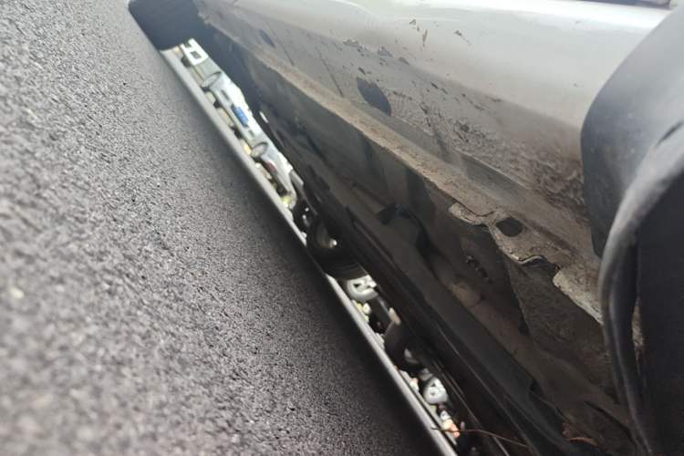 Used Renault Latitude 2013 Facelift 2.0L CVT Luxury Edition Chassis Front Right