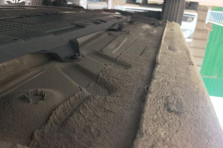 Used Renault Latitude  Chassis Front Right