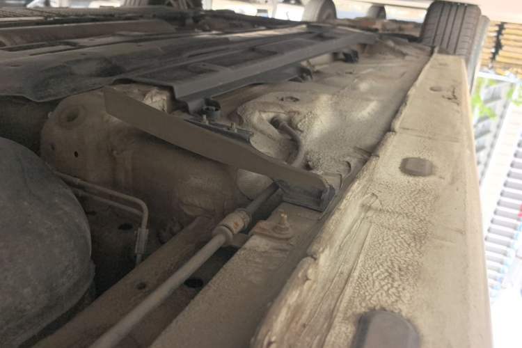 Used Renault Latitude  Chassis Rear Left
