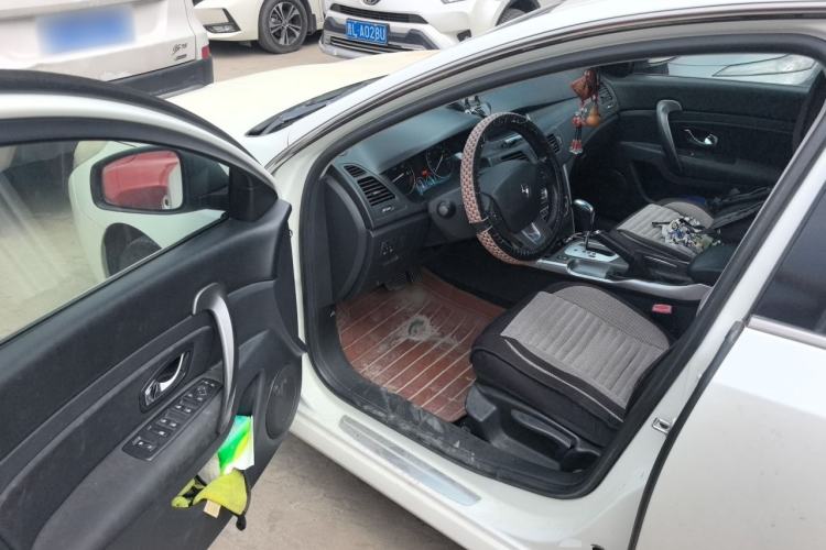 Used Renault Latitude  Driver Seat