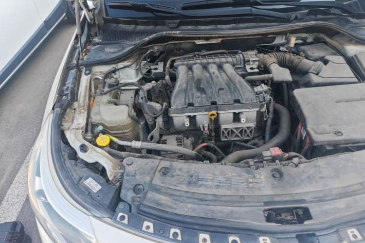Used Renault Latitude 2013 Revised Version 2.0L CVT Comfort Edition Engine Bay Right