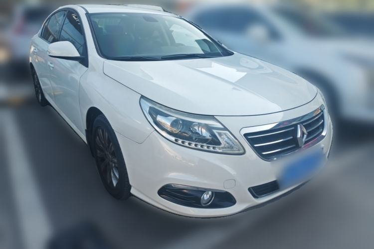 Used Renault Latitude 2013 Revised Version 2.0L CVT Comfort Edition Front Right 45 Deg