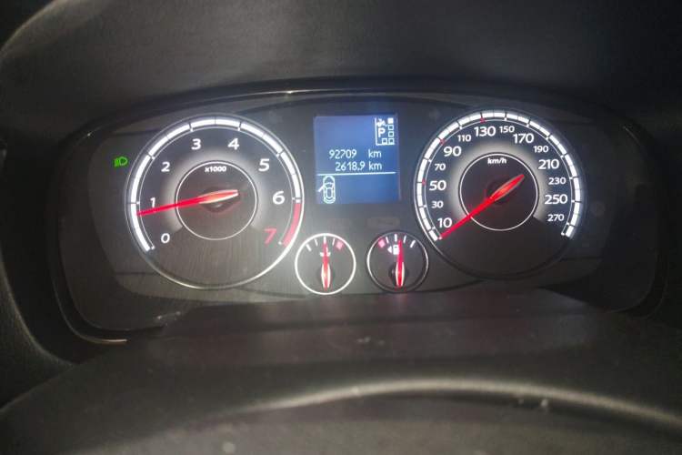Used Renault Latitude 2013 Revised Version 2.0L CVT Comfort Edition Instrument Cluster