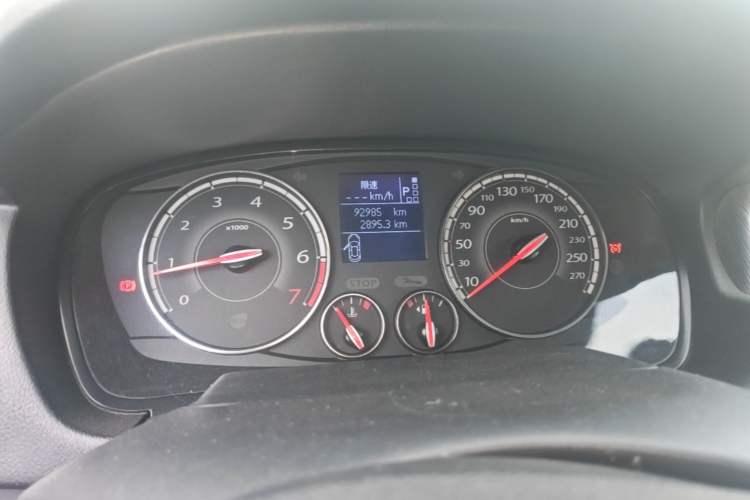 Used Renault Latitude 2013 Revised Version 2.0L CVT Comfort Edition Instrument Cluster