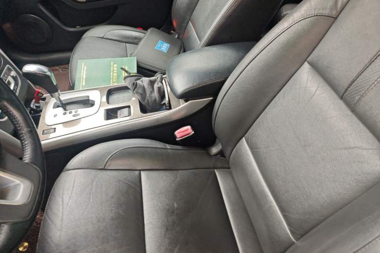 Used Renault Latitude 2013 Facelift 2.0L CVT Luxury Edition Left Front Seat