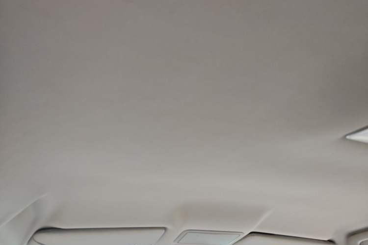 Used Renault Latitude 2015 2.0L CVT Fashion Edition Headliner