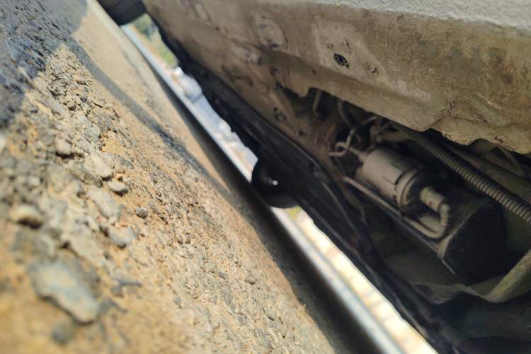 Used Renault Megane 2011 CC 2.0 Fashion Navigation Edition Chassis Rear Left