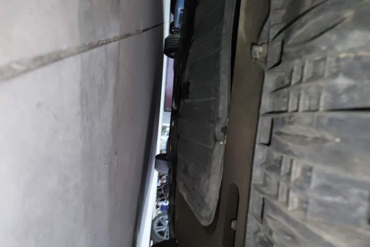 Used Renault Megane 2011 CC 2.0 Fashion Navigation Edition Chassis Front