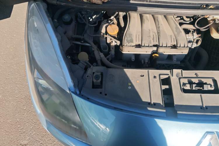 Used Renault Scenic Classic 2011 2.0 Landscape Fashion Edition Engine Bay Right