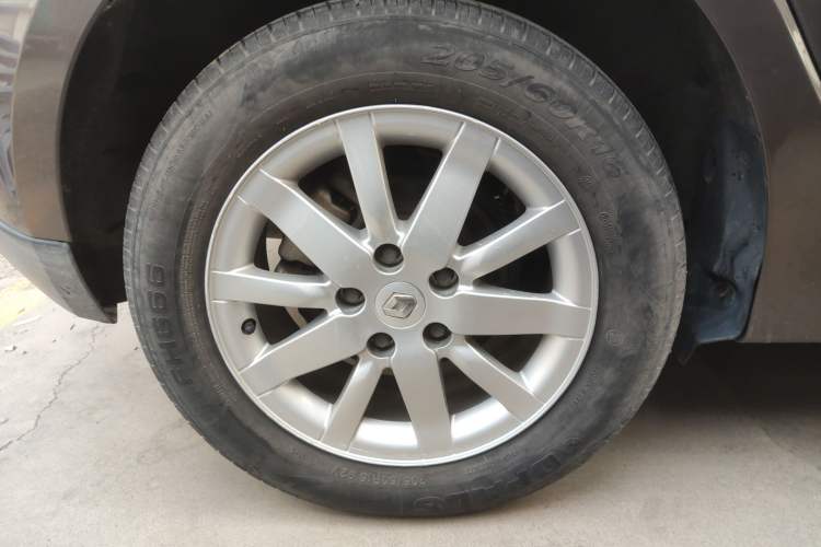 Used Renault Scenic Classic 2011 2.0 Comfort Edition with Scenic Design Right Rear Wheel Hub