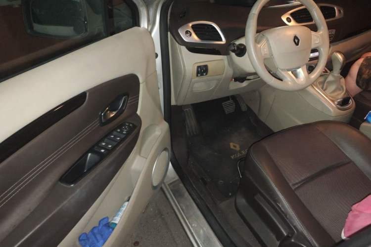Used Renault Scenic Classic 2012 2.0 Comfort Edition Driver Seat