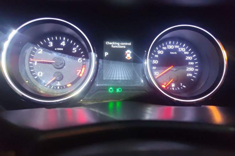 Used Renault Talisman 2012 2.5L Luxury Edition Instrument Cluster