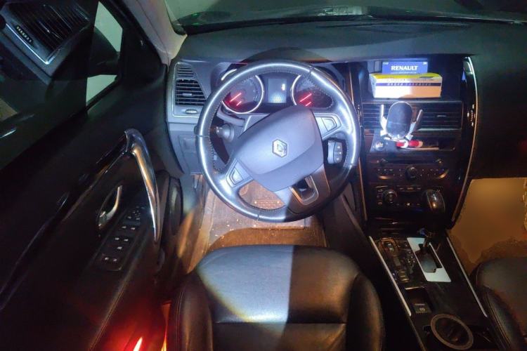 Used Renault Talisman 2012 2.5L Luxury Edition Steering Wheel
