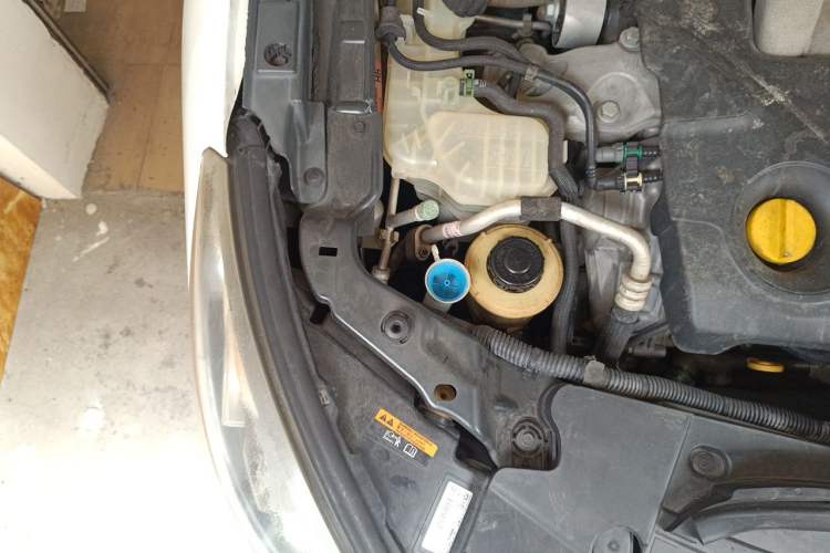 Used Renault Talisman 2012 3.5L Executive Edition Engine Bay Right