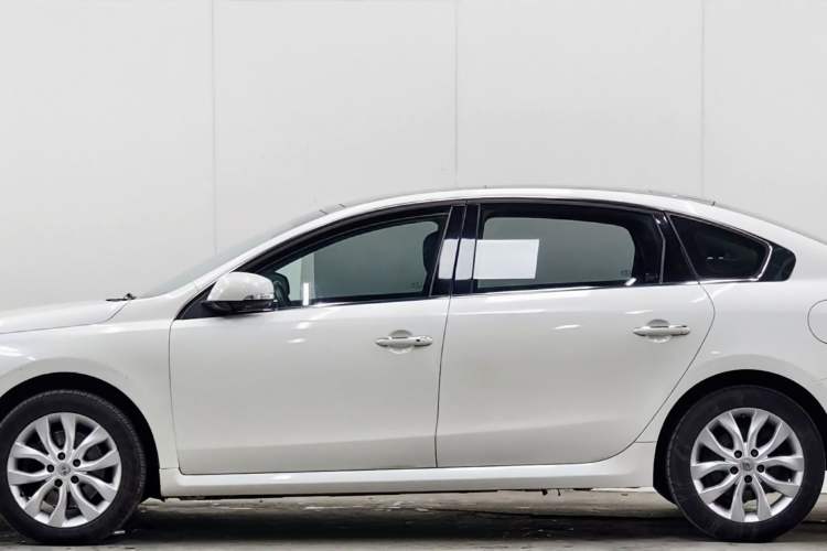 Used Renault Talisman 2013 2.5L Luxury Edition Exterior 9