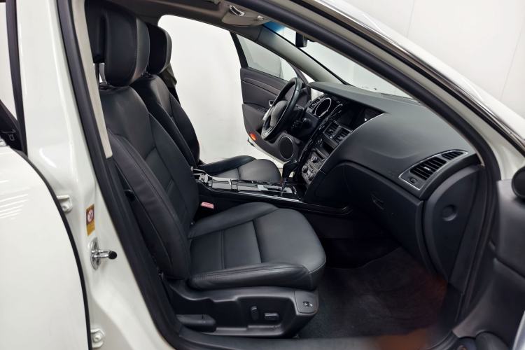 Used Renault Talisman 2013 2.5L Luxury Edition Interior 3