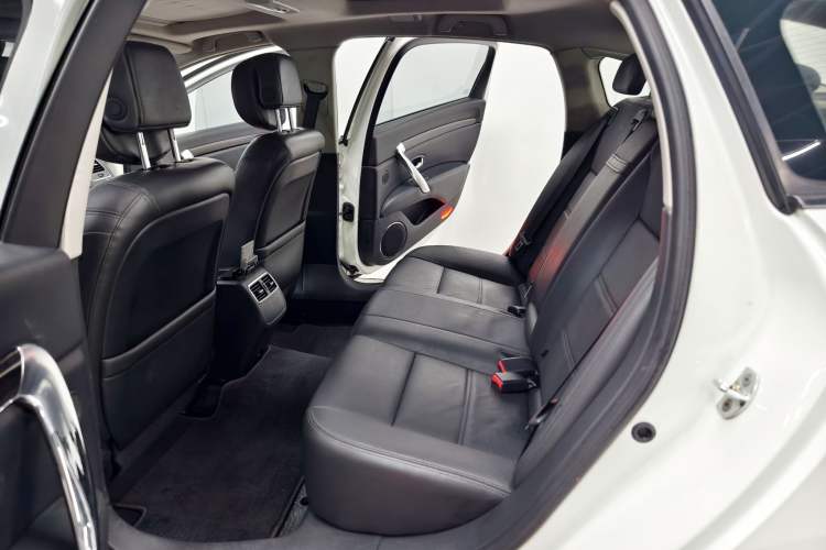 Used Renault Talisman 2013 2.5L Luxury Edition Interior 4