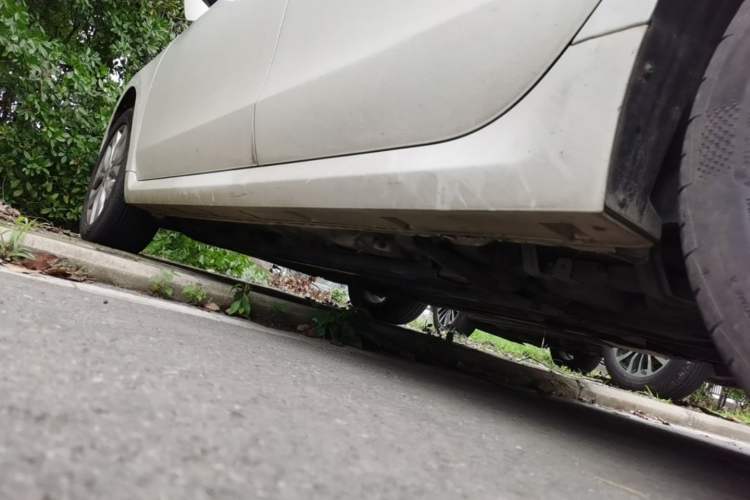 Used Renault Talisman 2013 2.5L Luxury Edition Left Side Sill