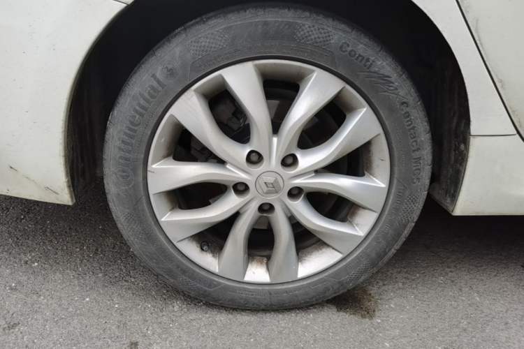 Used Renault Talisman 2013 2.5L Luxury Edition Right Rear Wheel Hub