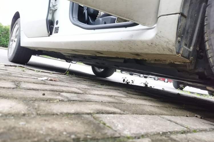 Used Renault Talisman 2013 2.5L Luxury Edition Right Side Sill