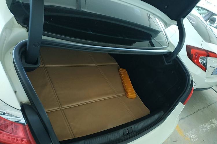 Used Renault Talisman 2013 2.5L Luxury Edition Trunk