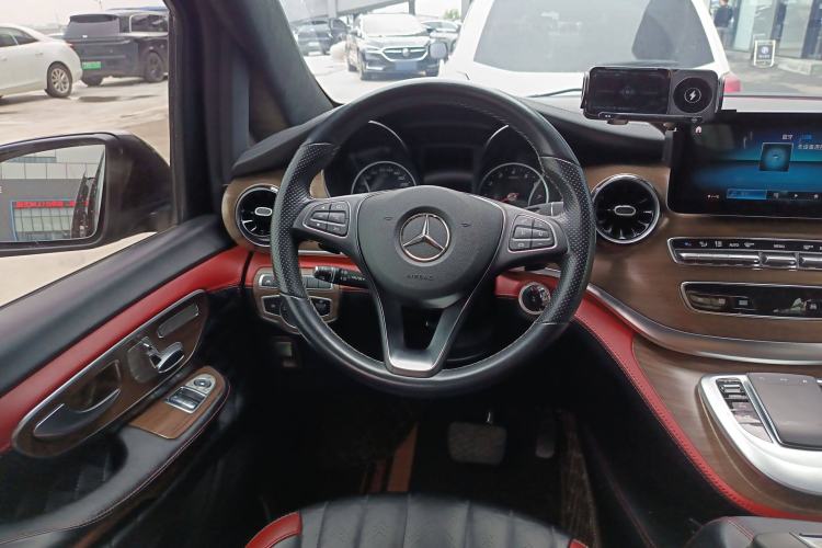 Used Rhine Traveler 2021 2.0T Neptune Steering Wheel