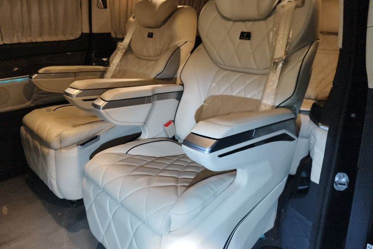 Used Rhine Traveler 2022 2.0T S-Class Fragrance Edition Left Rear Seat