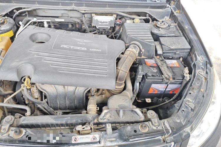 Used Riich G3 2012 1.6L Manual Luxury Model Engine Bay Left