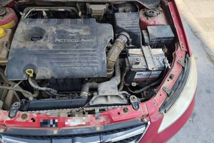 Used Riich G3 2012 1.6L Manual Performance Model Engine Bay Left