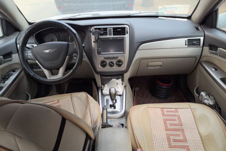 Used Riich G3 2012 1.6L CVT Comfort Model Center Console