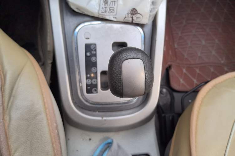 Used Riich G3 2012 1.6L CVT Comfort Model Gear Lever