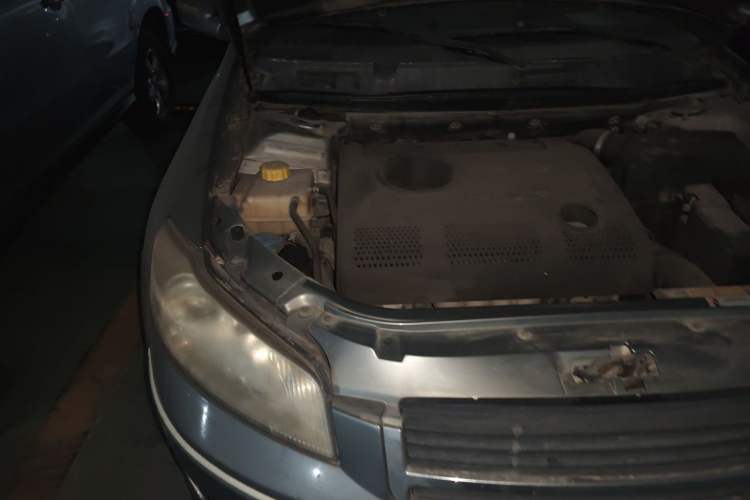 Used Riich G5 2010 Messi Edition 2.0T Manual Comfort Version Engine Bay Right