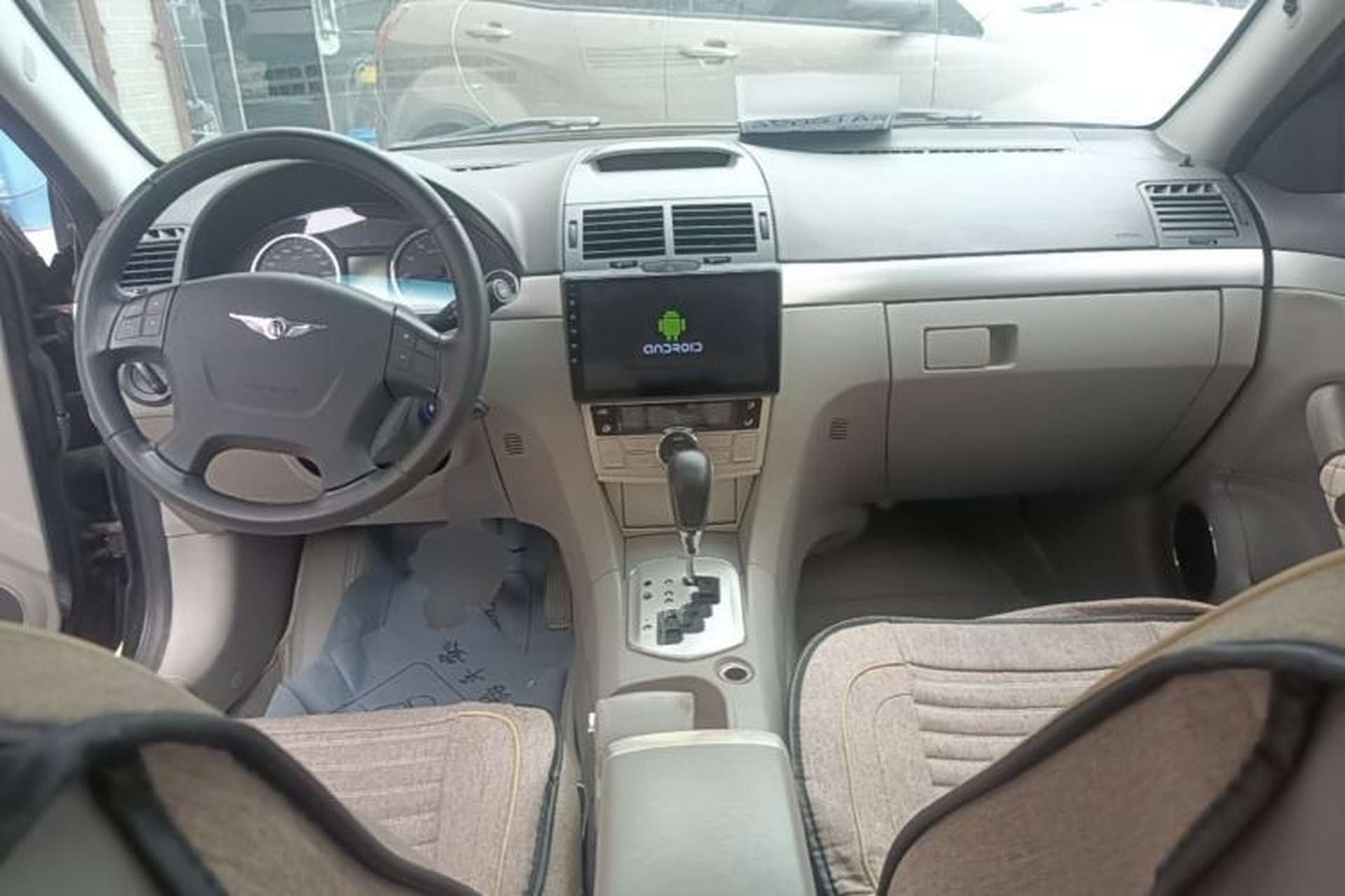 Used Riich G5 2012 2.0L Automatic Luxury DVVT Center Console