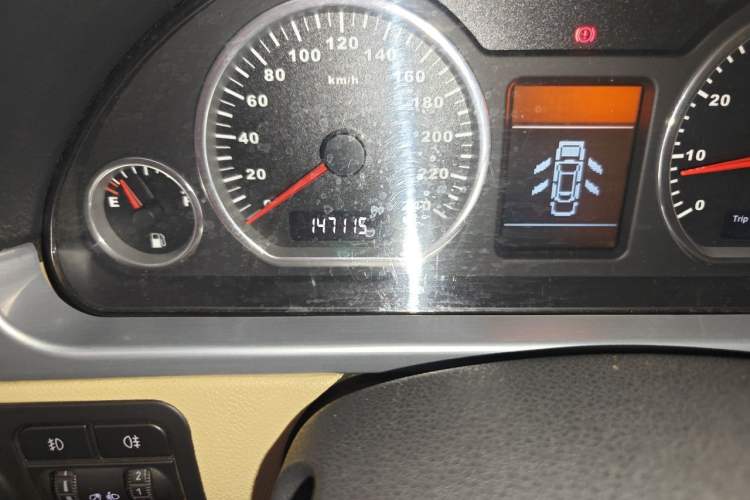 Used Riich G5 2012 2.0L Manual Luxury DVVT Odometer Close Up