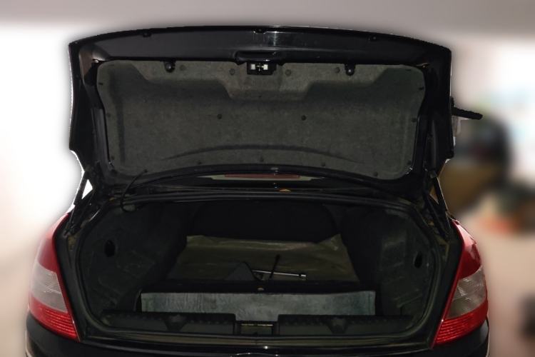 Used Riich G5 2012 2.0L Manual Luxury DVVT Trunk