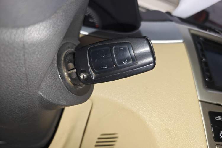 Used Riich G5 2012 2.0L Manual Luxury DVVT Vehicle Key