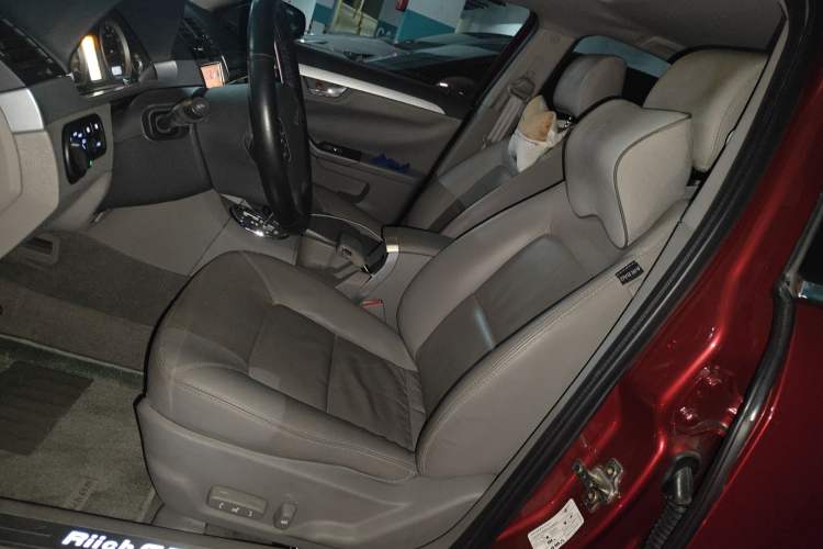Used Riich G5 2012 2.0L Automatic Luxury DVVT Left Front Seat