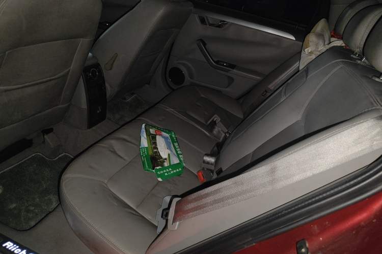 Used Riich G5 2012 2.0L Automatic Luxury DVVT Left Rear Seat