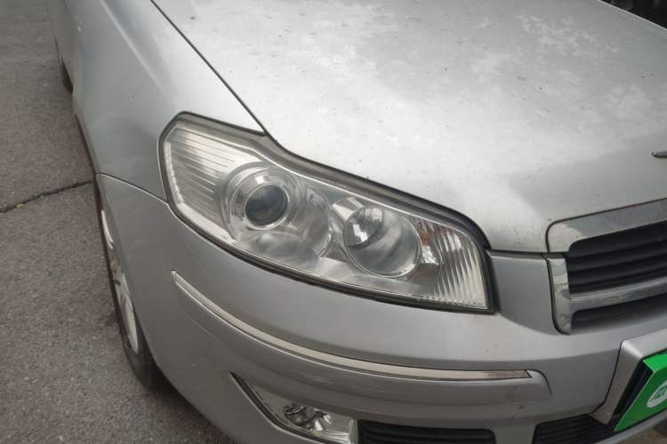 Used Riich G5 2012 2.0L Automatic Deluxe DVVT Right Front Headlight