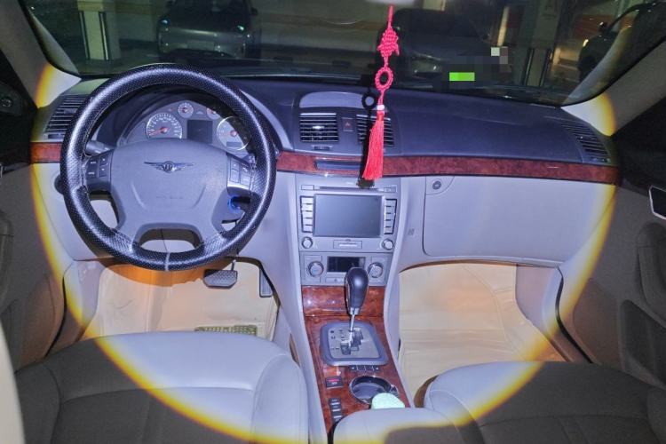 Used Riich G6 2011 2.0T Automatic Luxury Edition Center Console