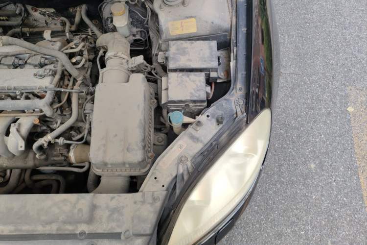 Used Riich G6 2011 2.0T Automatic Luxury Edition Engine Bay Left